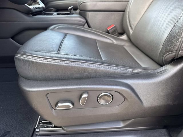 Used 2025 GMC Yukon Denali image 40