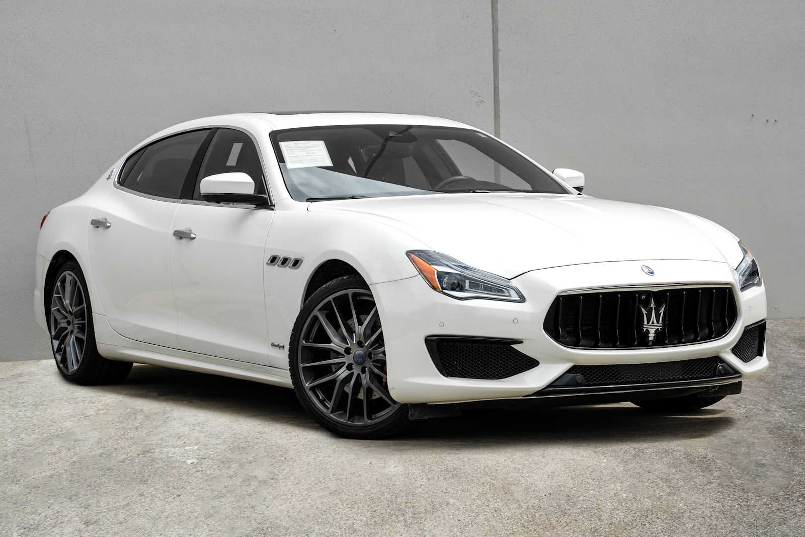 Used 2018 Maserati Quattroporte S GranSport Q4 AWD/4WD image 7