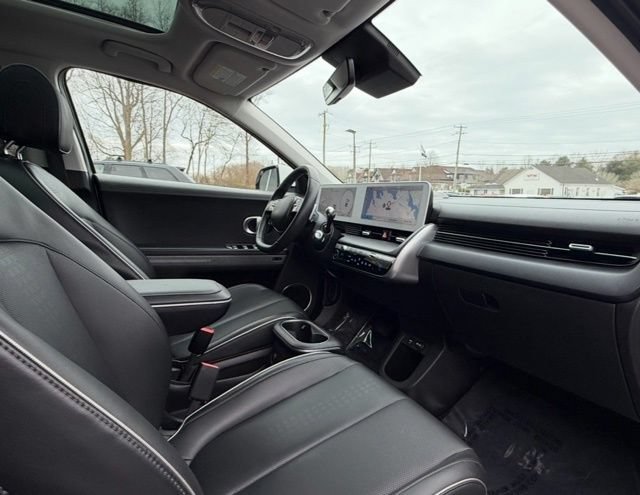 Used 2023 Hyundai Ioniq 5 Limited AWD/4WD image 13