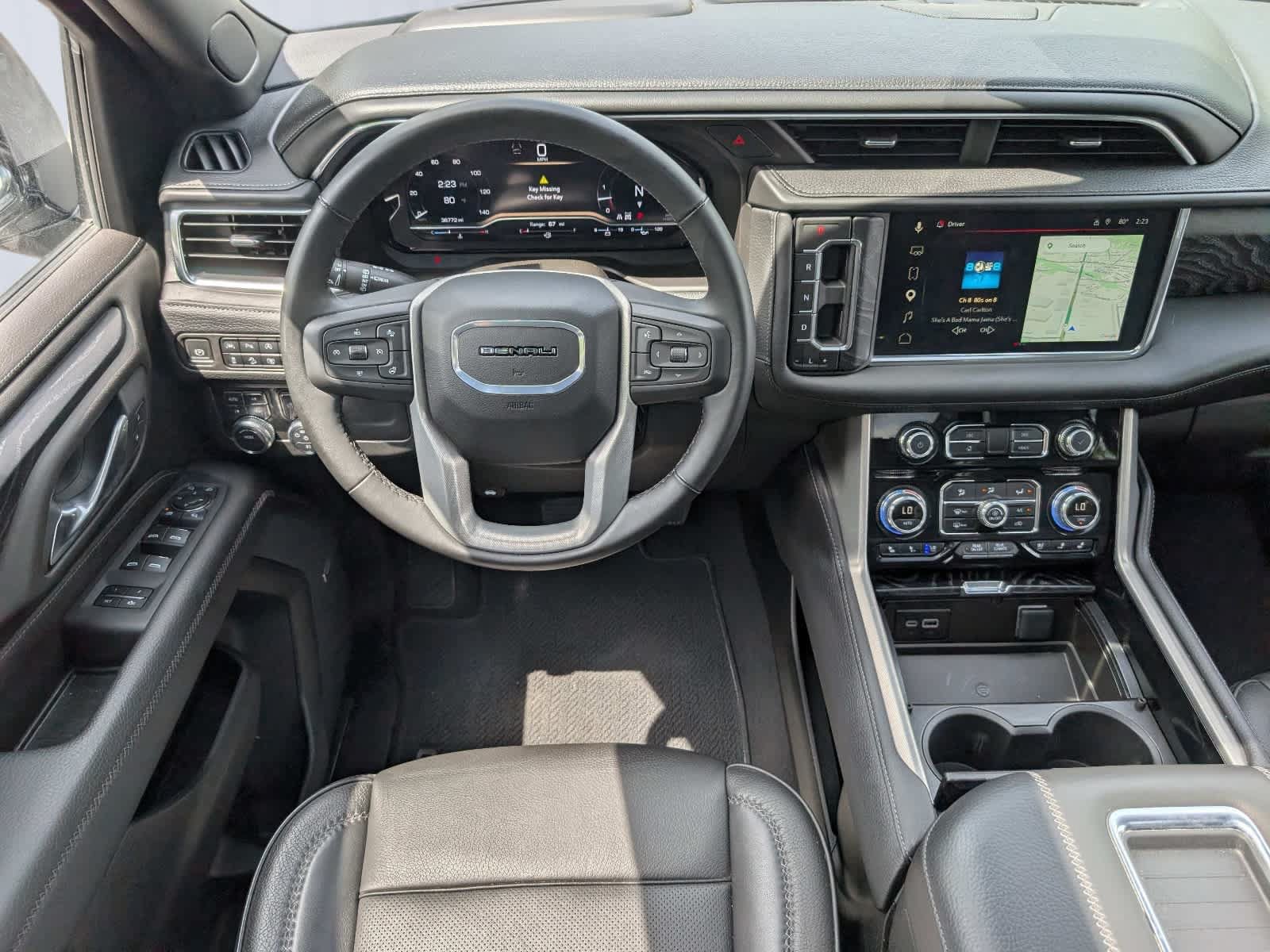 Certified 2024 GMC Yukon XL Denali AWD/4WD image 18