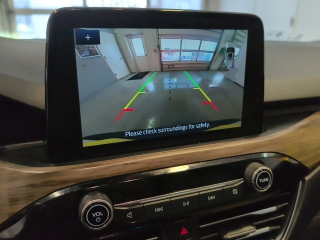 Used 2020 Ford Escape Titanium image 20