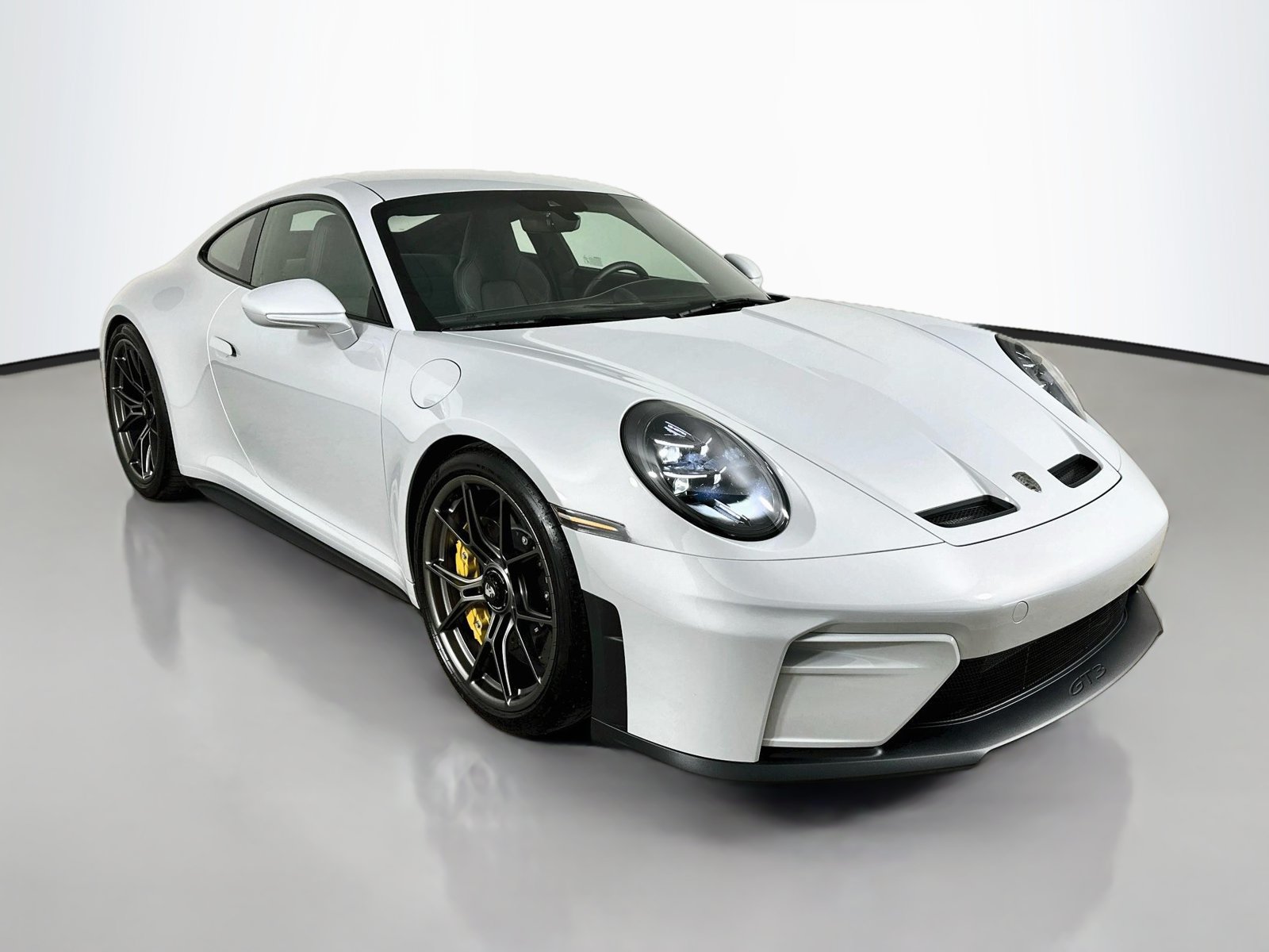 Used 2026 Porsche 911 GT3 RWD image 3