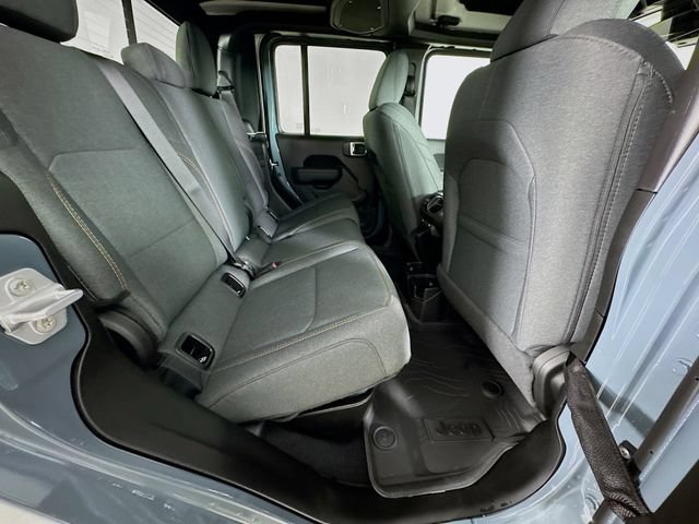 New 2026 Jeep Gladiator Sport AWD/4WD image 28