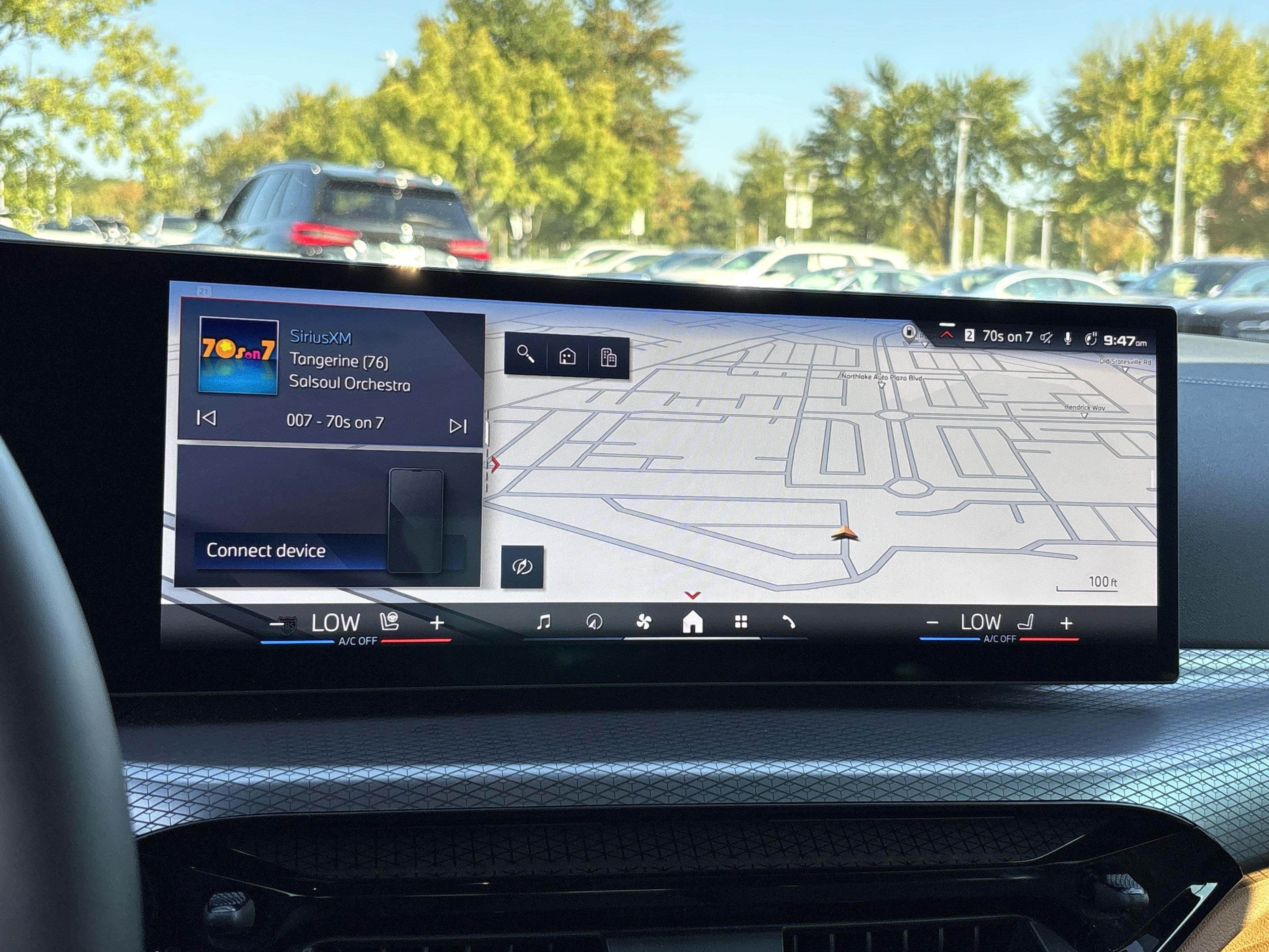 Certified 2025 BMW M440i Convertible w/ Premium Package RWD image 29