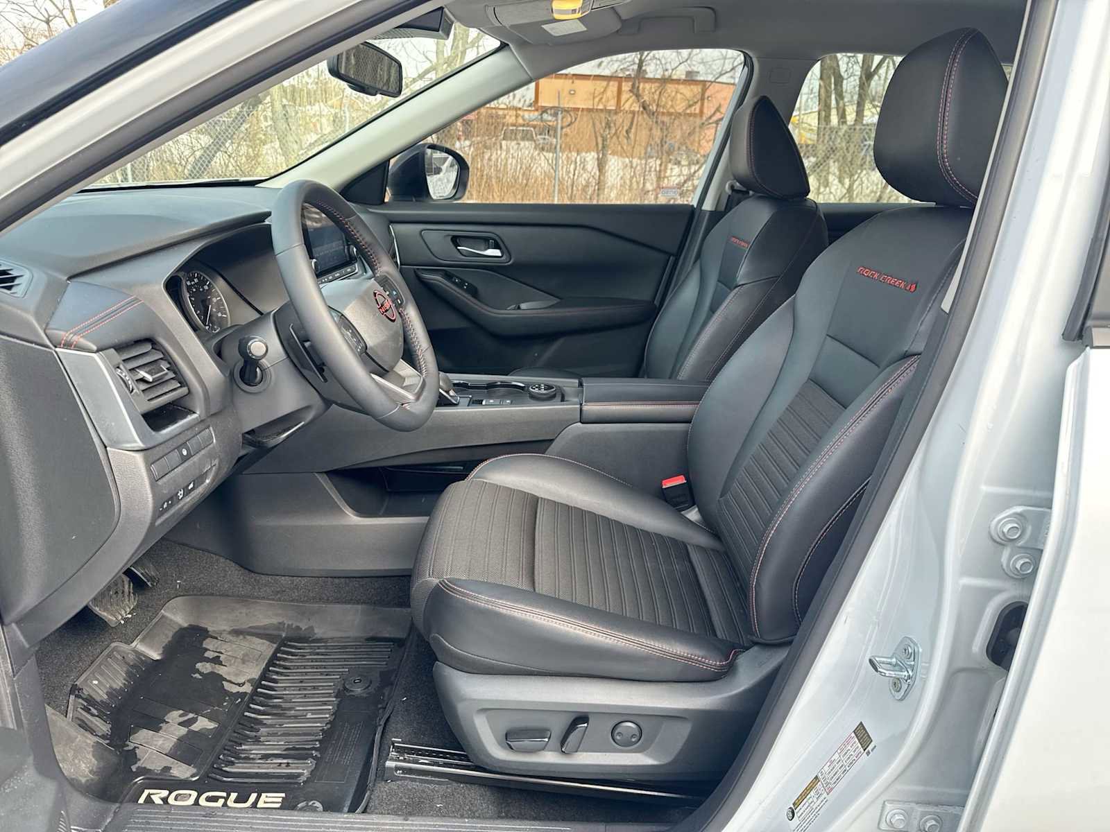 Used 2025 Nissan Rogue SV w/ Rock Creek Premium Package image 11