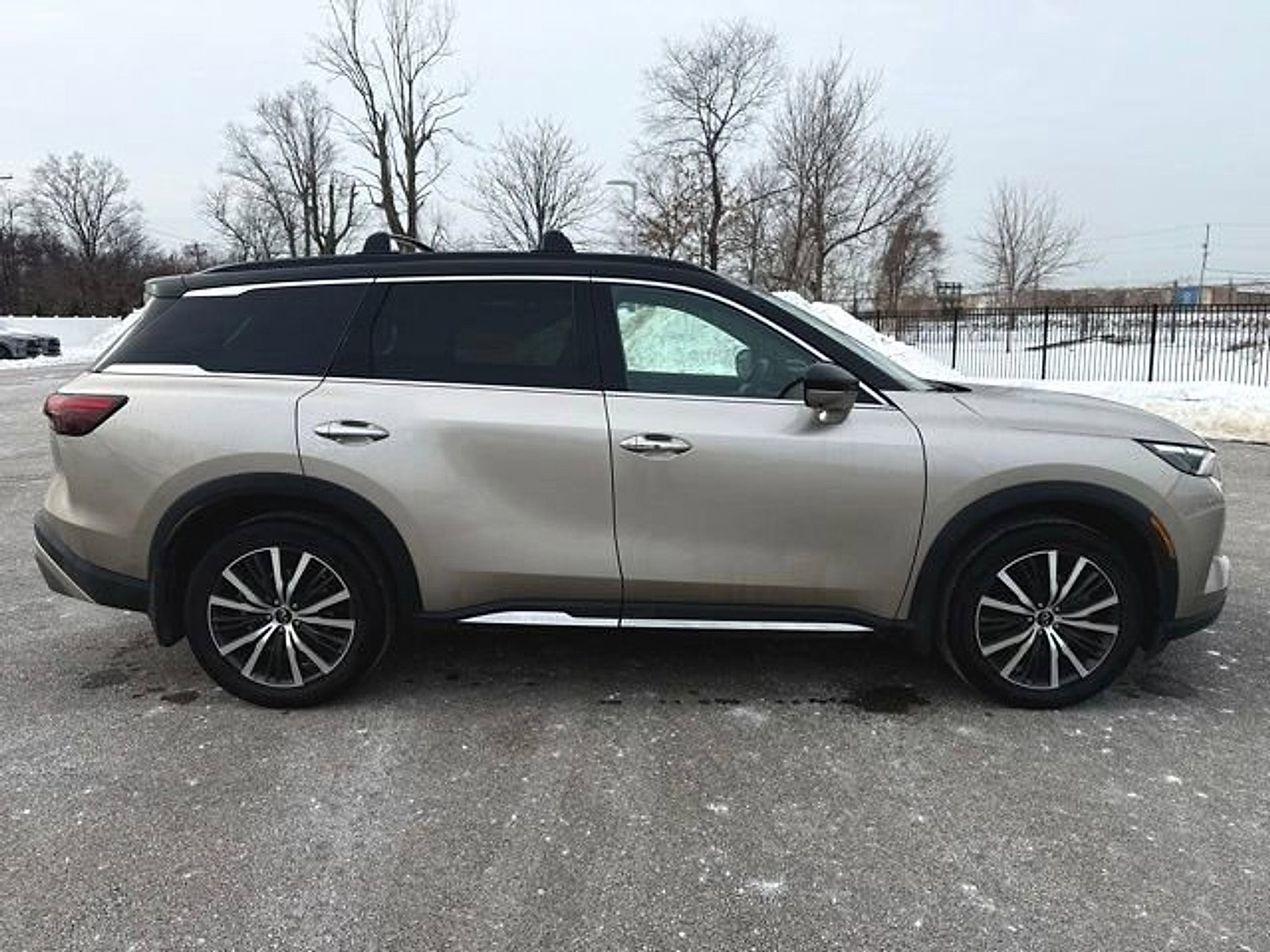 Certified 2023 INFINITI QX60 Autograph image 8