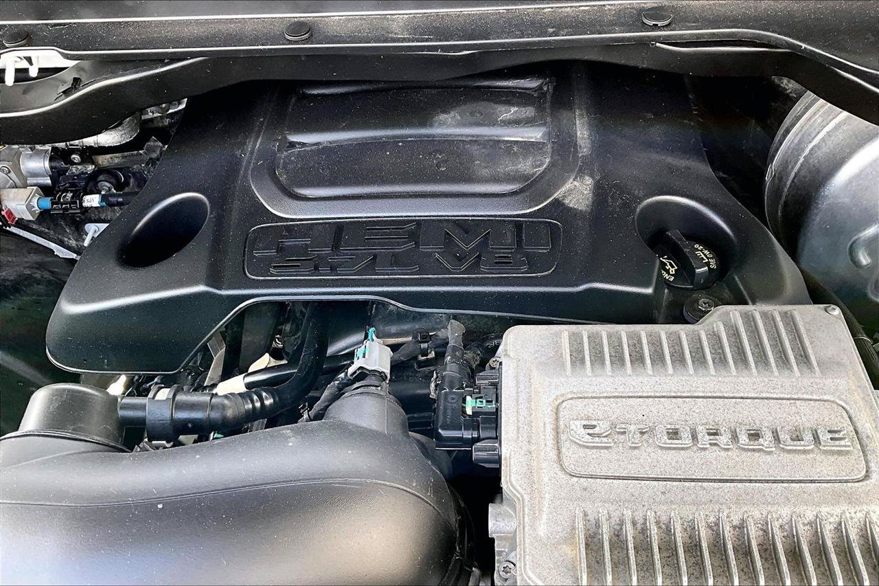 Used 2023 RAM 1500 Big Horn AWD/4WD image 32
