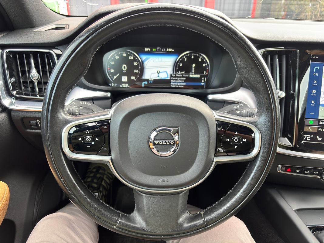 Used 2020 Volvo V60 T5 Cross Country w/ Protection Package Premier image 19