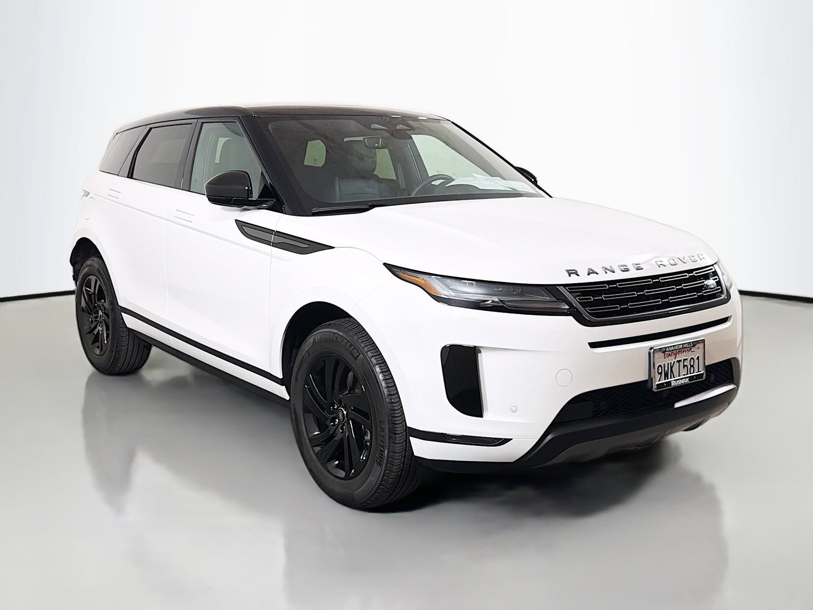 Certified 2026 Land Rover Range Rover Evoque S AWD/4WD image 7