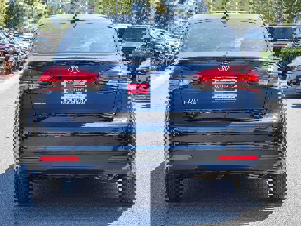 Used 2017 Kia Forte LX image 5