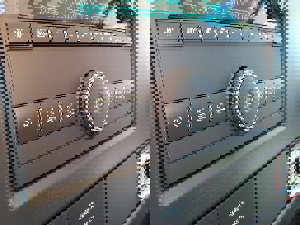 New 2026 Chevrolet Express 2500 w/ Driver Convenience Package RWD image 24