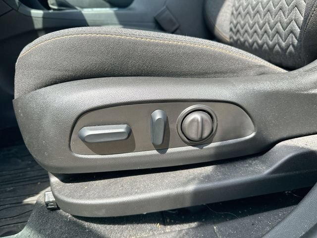 Used 2024 Chevrolet Equinox LT w/ LPO, Floor Liner Package FWD image 38
