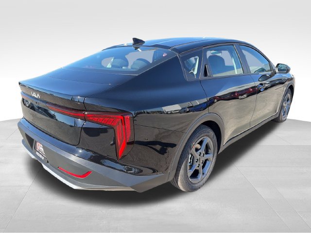 New 2027 Kia K4 FWD image 7