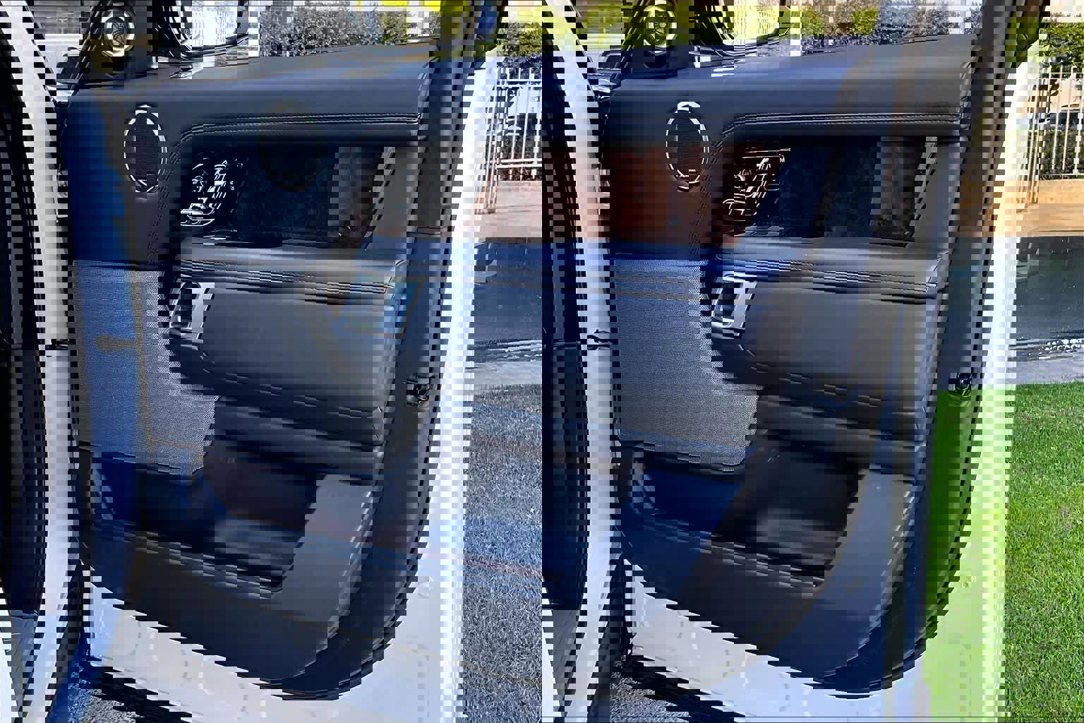 Used 2021 Land Rover Range Rover Westminster Edition image 22