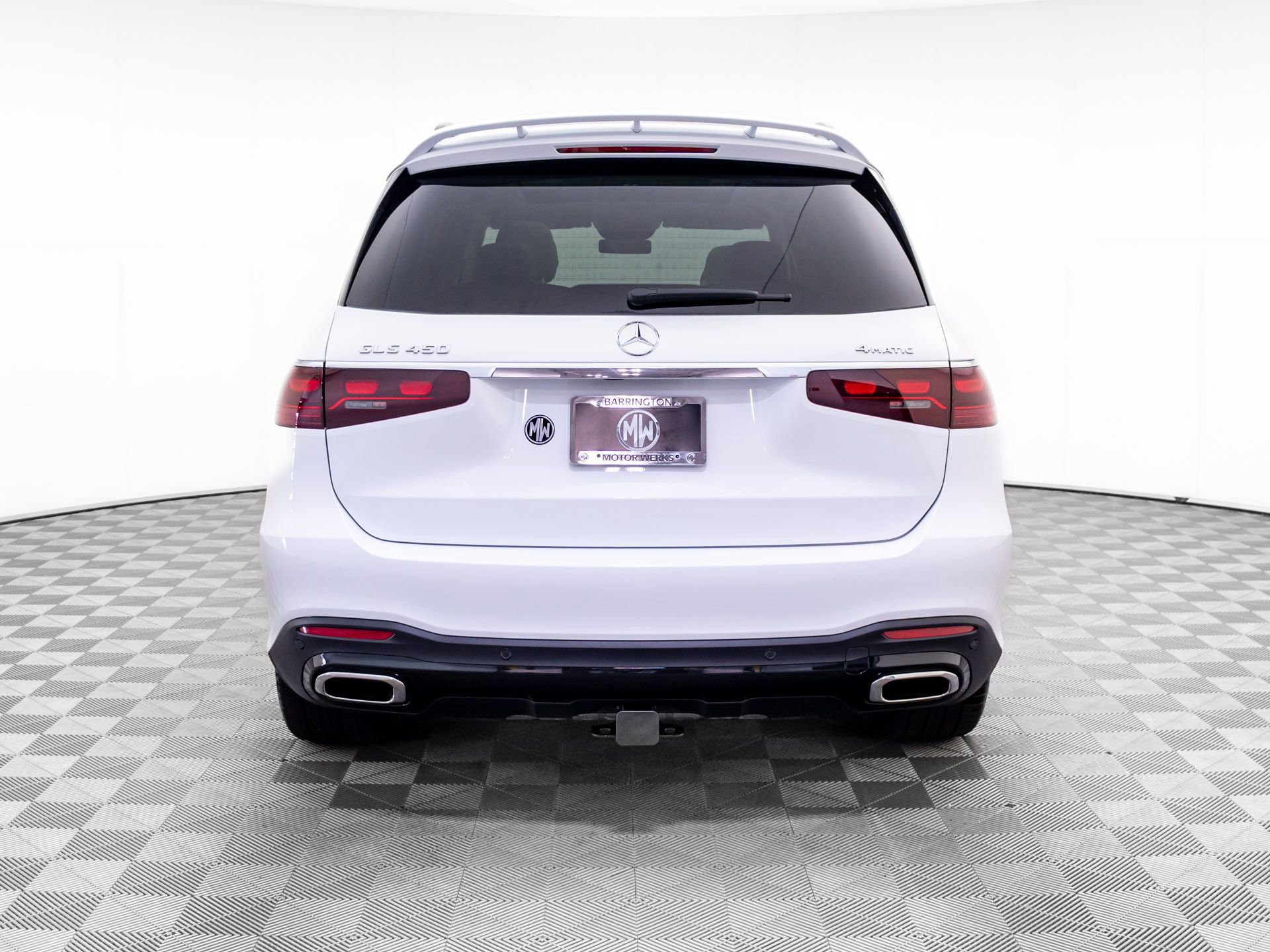 Used 2026 Mercedes-Benz GLS 450 4MATIC image 4