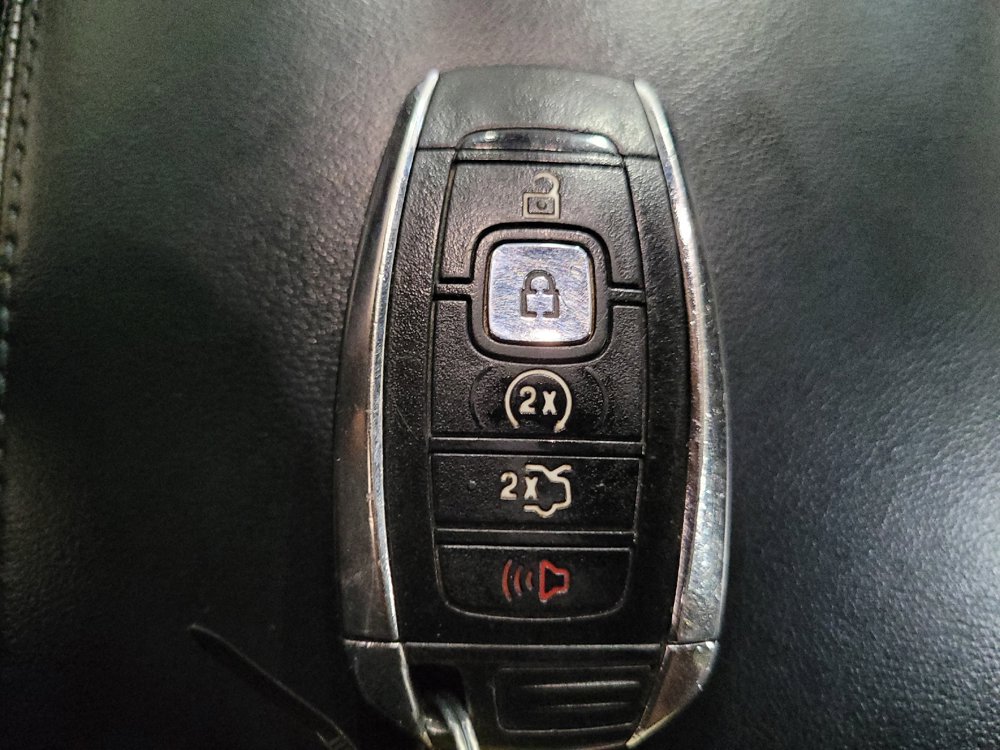 Used 2018 Lincoln MKX Reserve w/ Lincoln MKX Climate Package AWD/4WD image 32