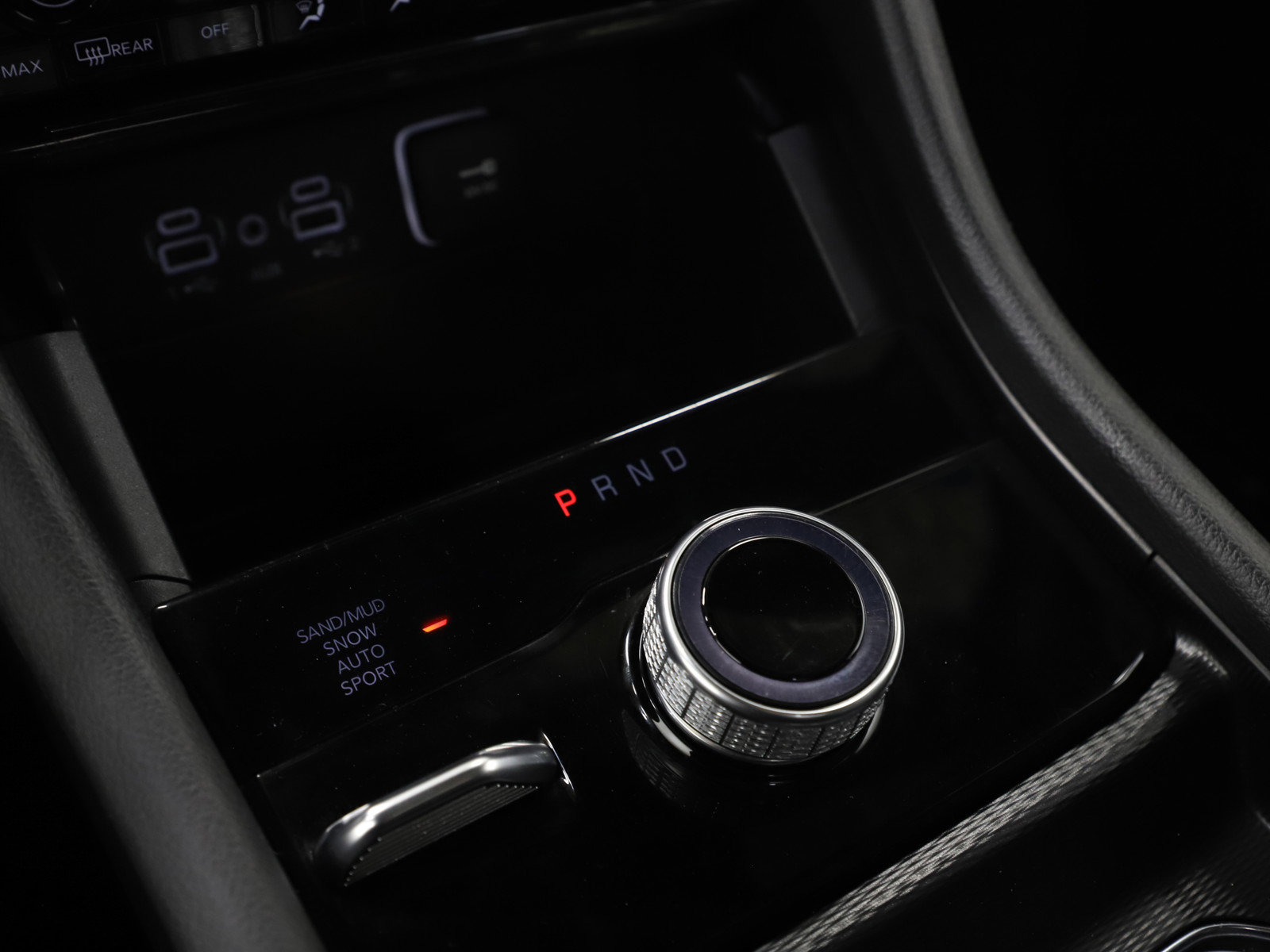 Used 2025 Jeep Grand Cherokee L Limited w/ Black Appearance Package image 26