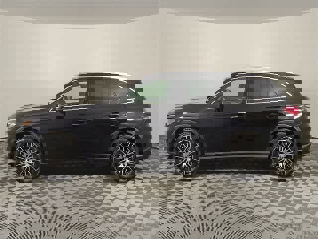 Certified 2026 Mercedes-Benz GLC 300 4MATIC image 2