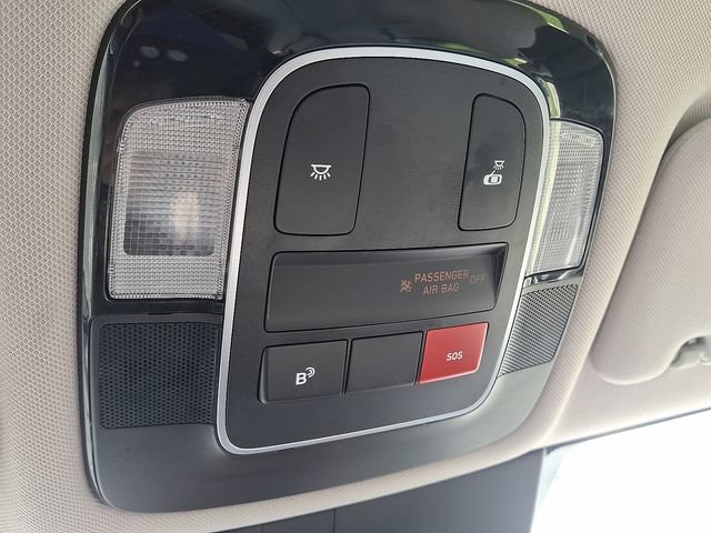 Used 2025 Hyundai Sonata SEL FWD image 26