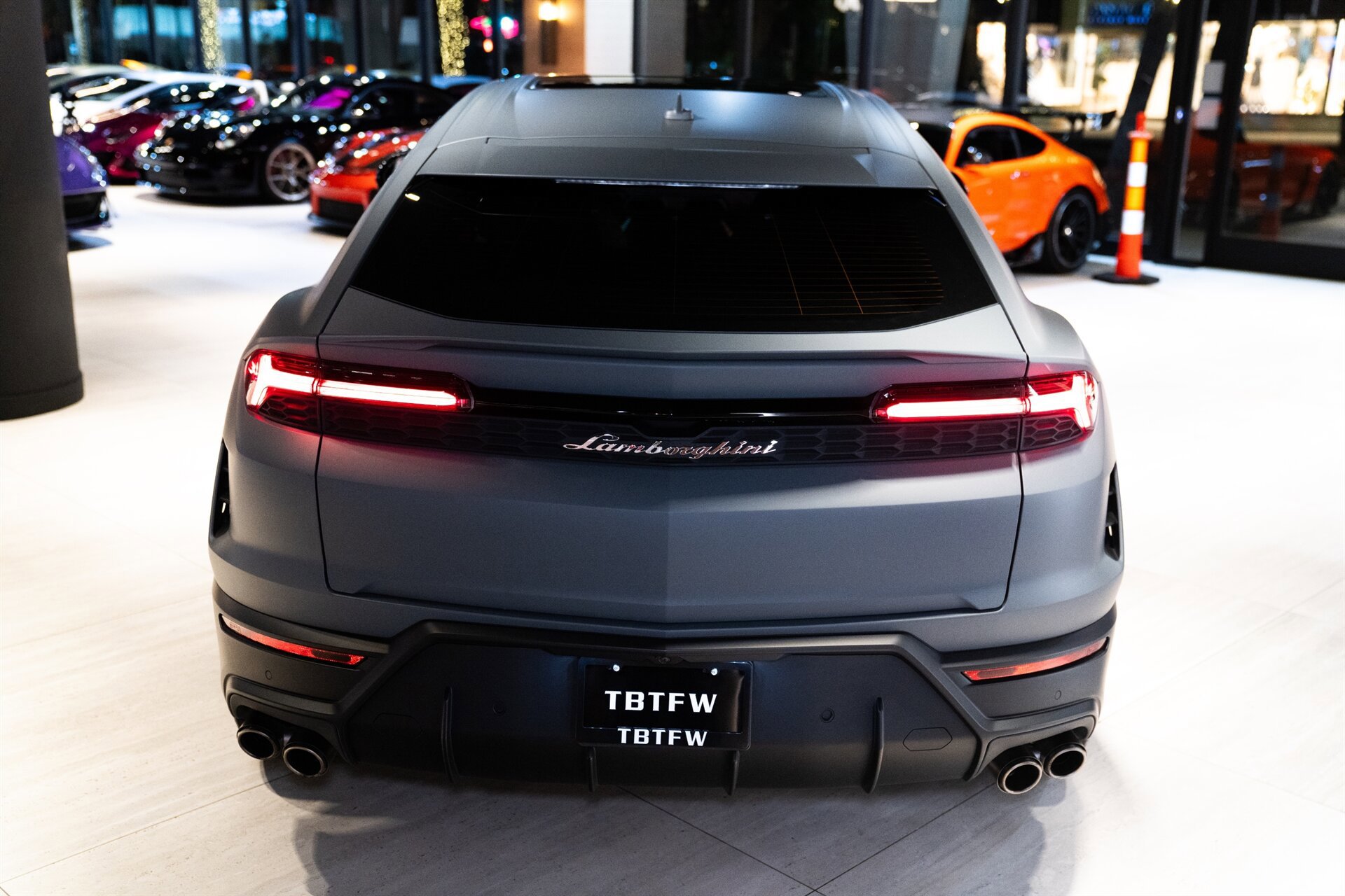 Used 2025 Lamborghini Urus Performante AWD/4WD image 16
