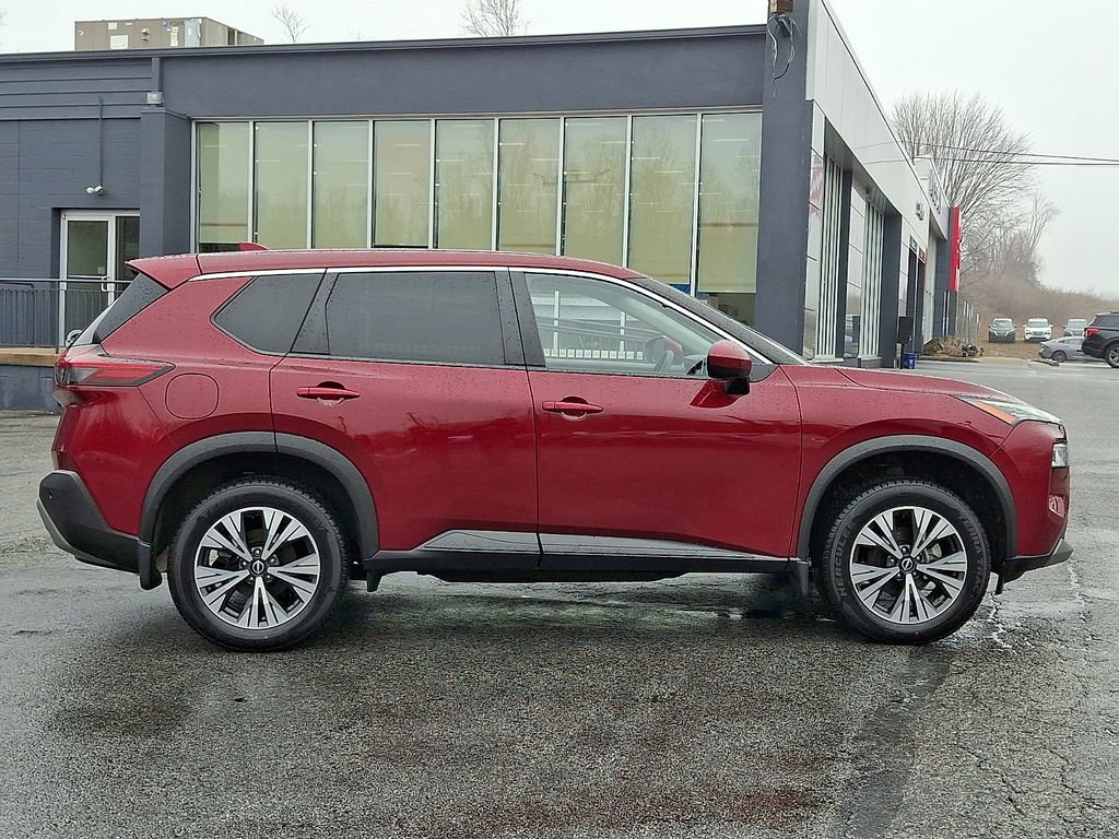 Used 2023 Nissan Rogue SV image 7