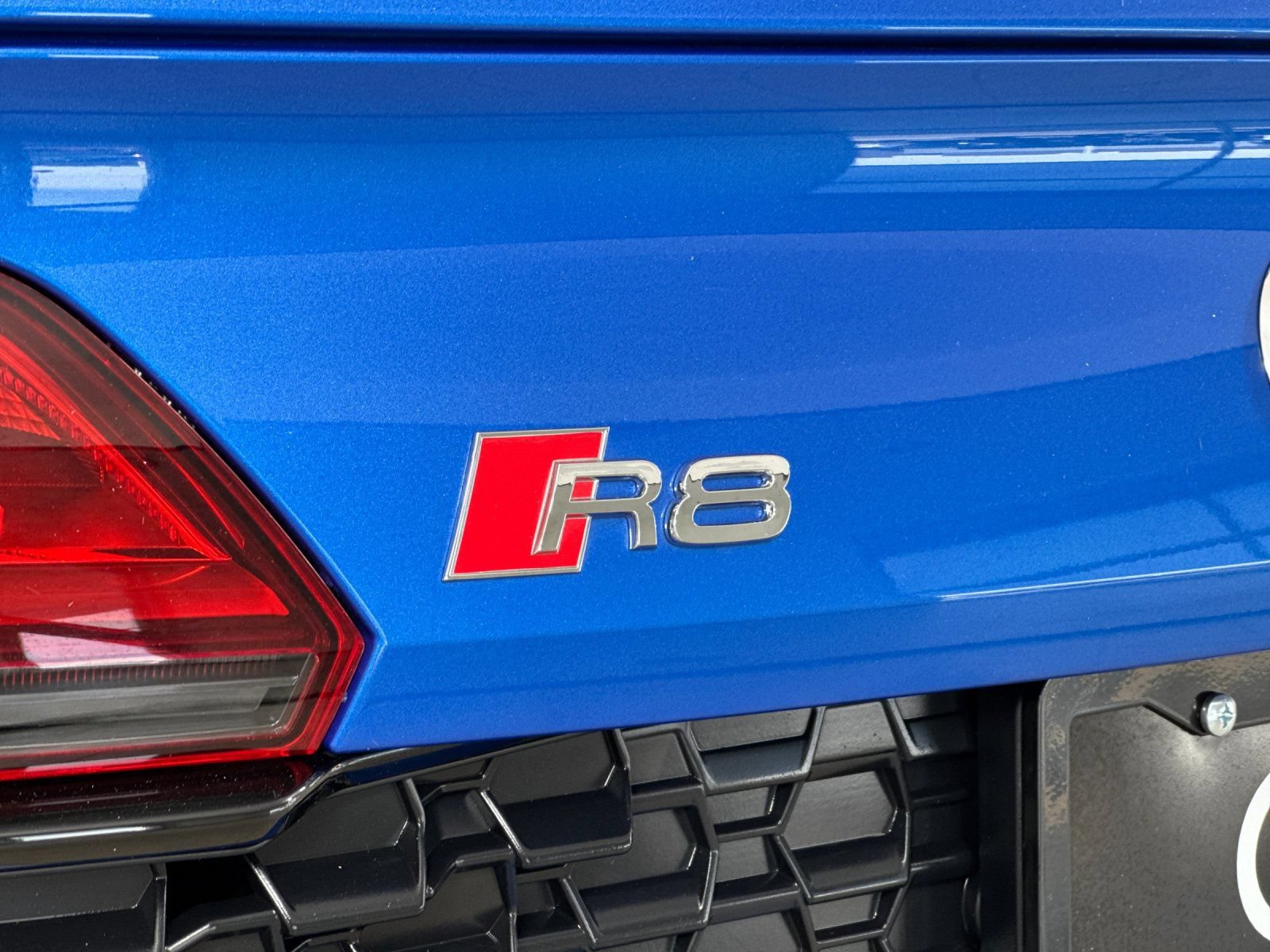 Used 2023 Audi R8 V10 performance w/ Dynamic Package RWD image 24