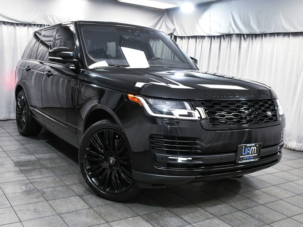 Used 2022 Land Rover Range Rover Westminster Edition image 3