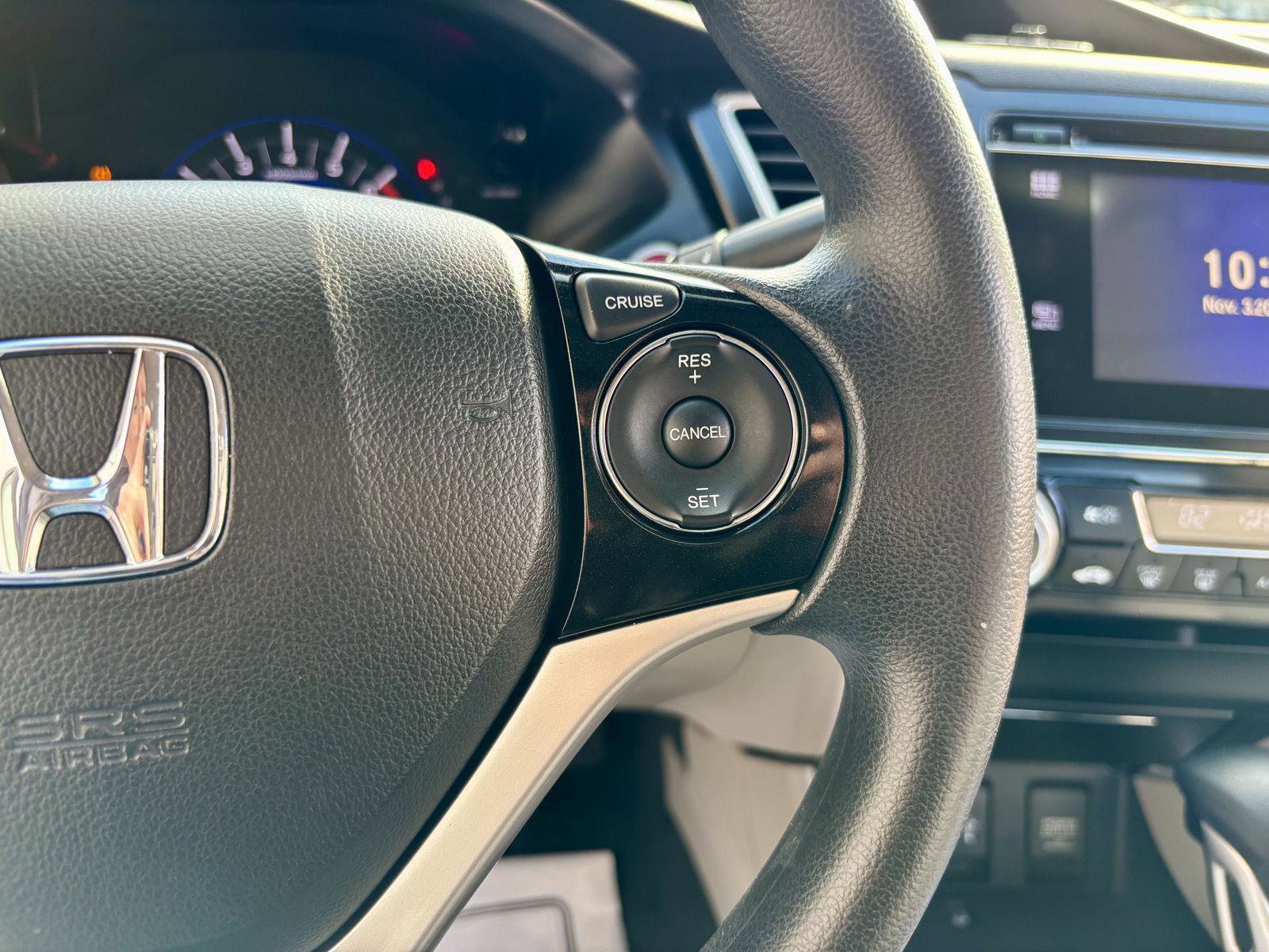 Used 2014 Honda Civic Hybrid Sedan image 31