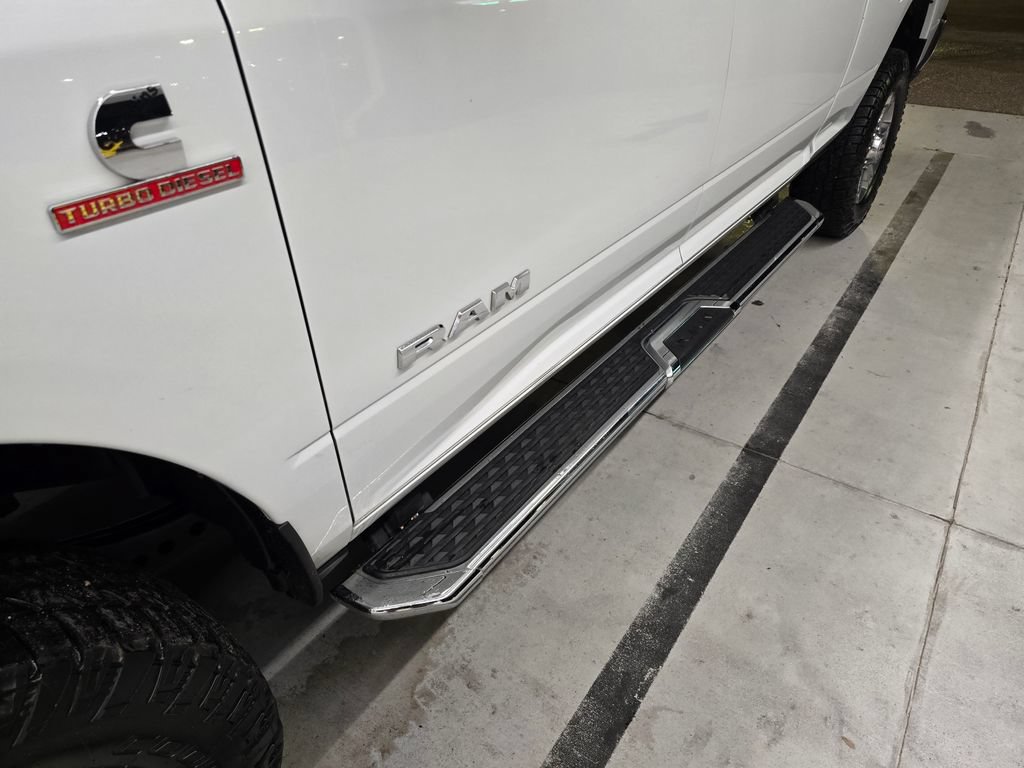 Certified 2024 RAM 2500 Big Horn w/ Off Road Package AWD/4WD image 13