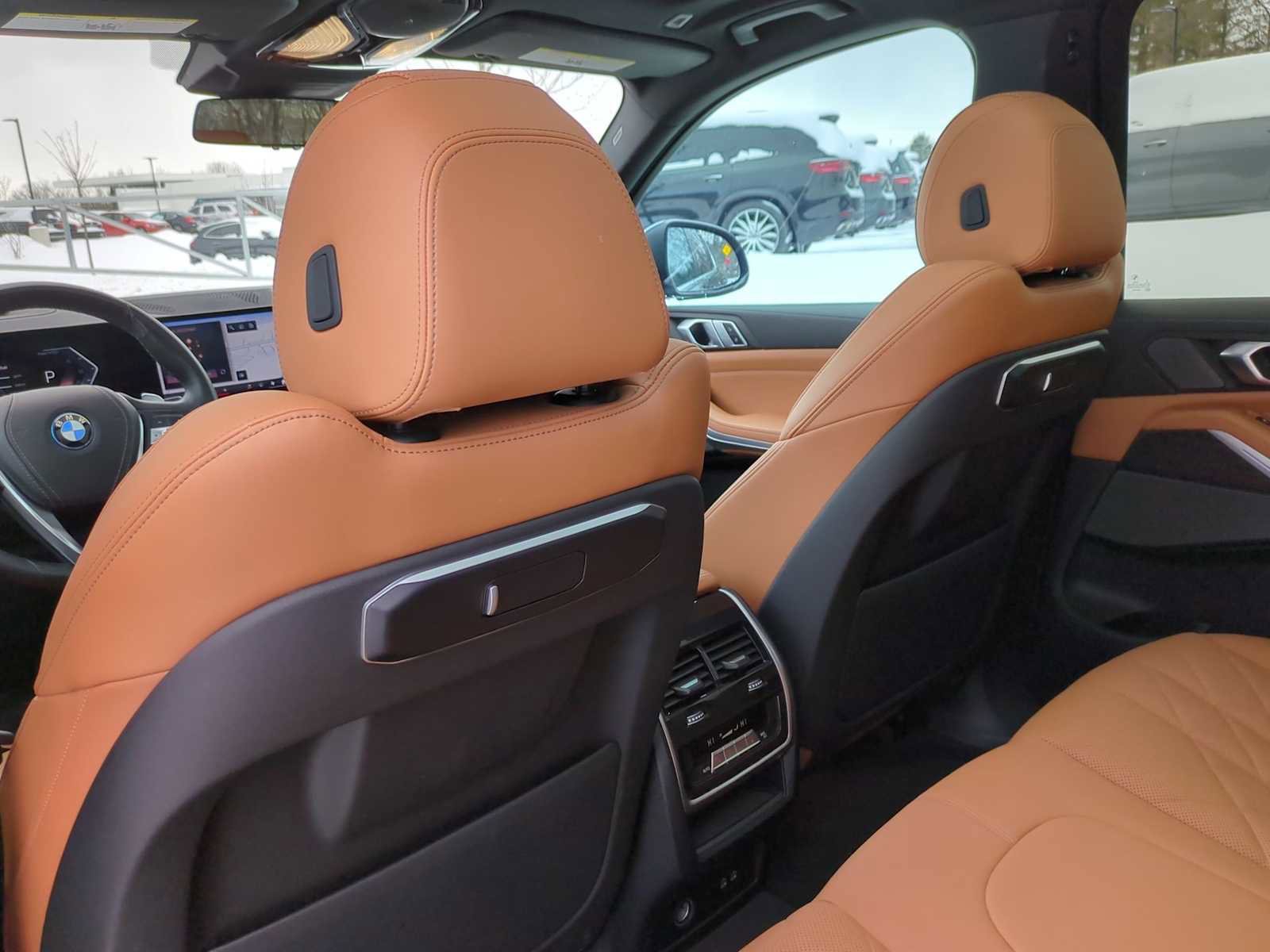 Certified 2024 BMW X5 xDrive50e w/ Premium Package image 17