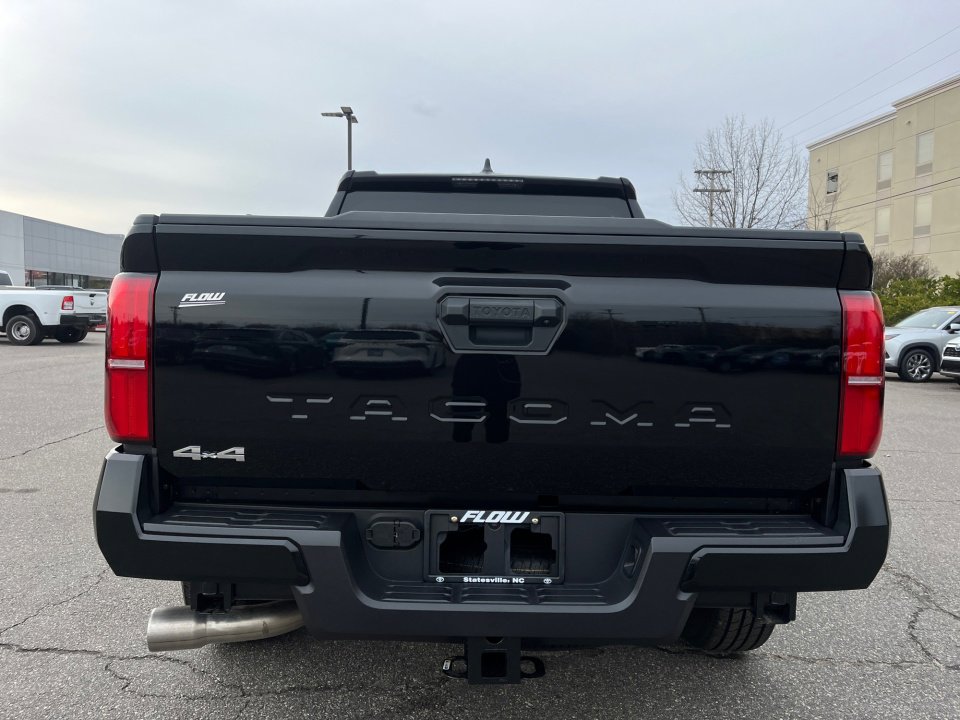 Certified 2025 Toyota Tacoma SR5 image 18