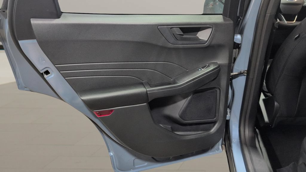 Used 2023 Ford Escape Active FWD image 16