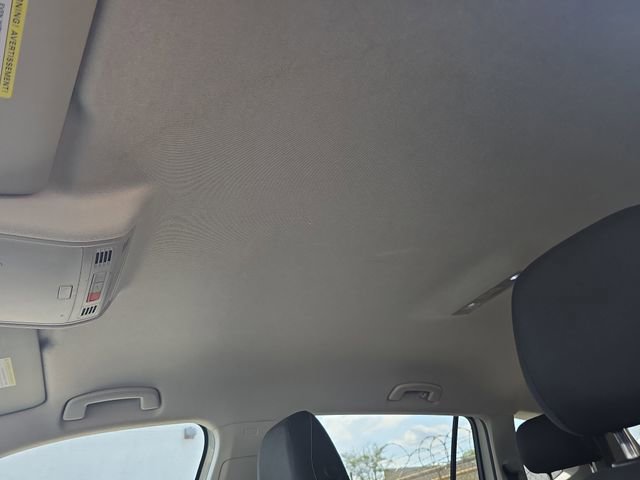 Used 2023 Volkswagen Tiguan S image 29