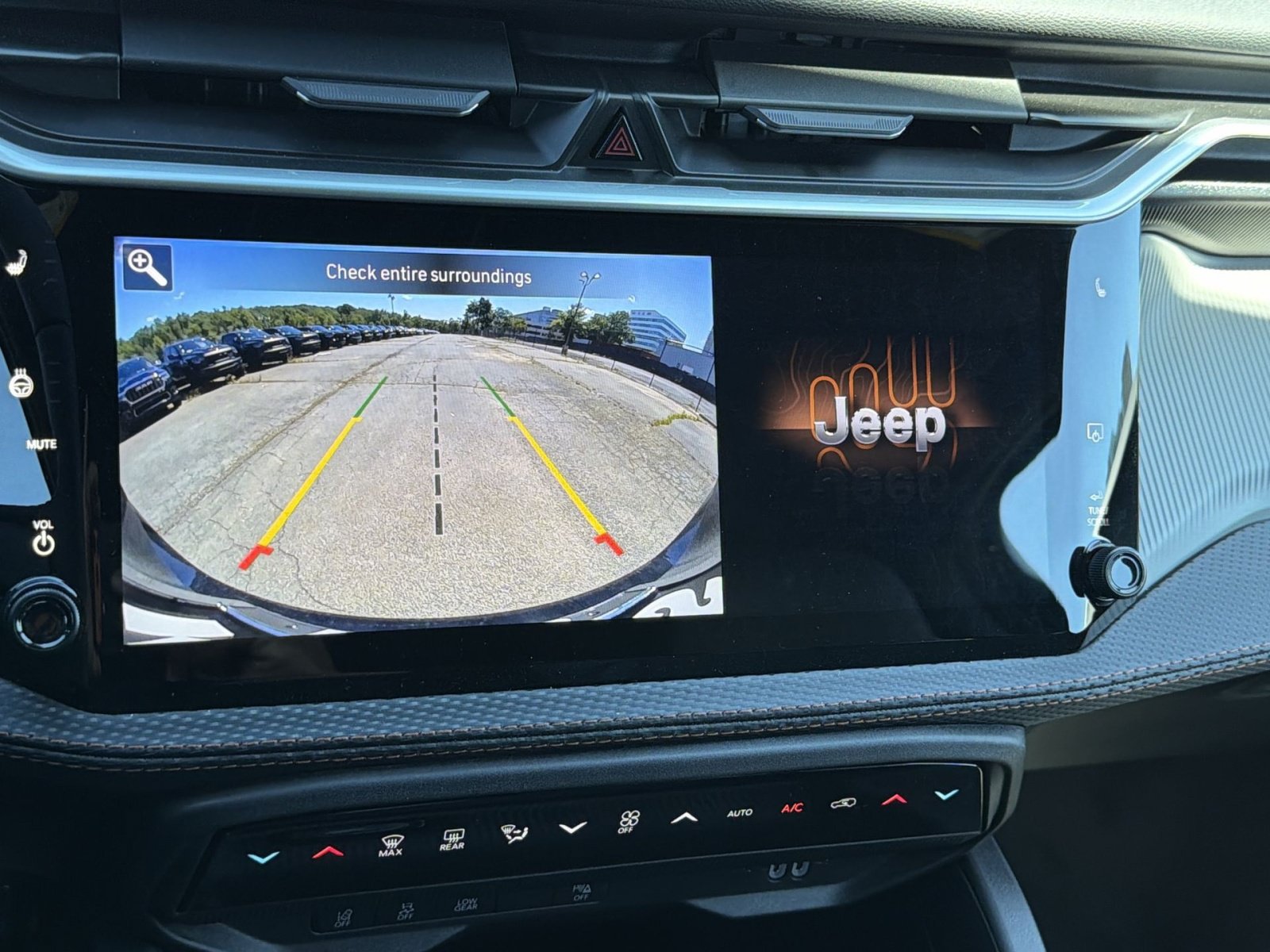 New 2026 Jeep Cherokee Limited AWD/4WD image 19