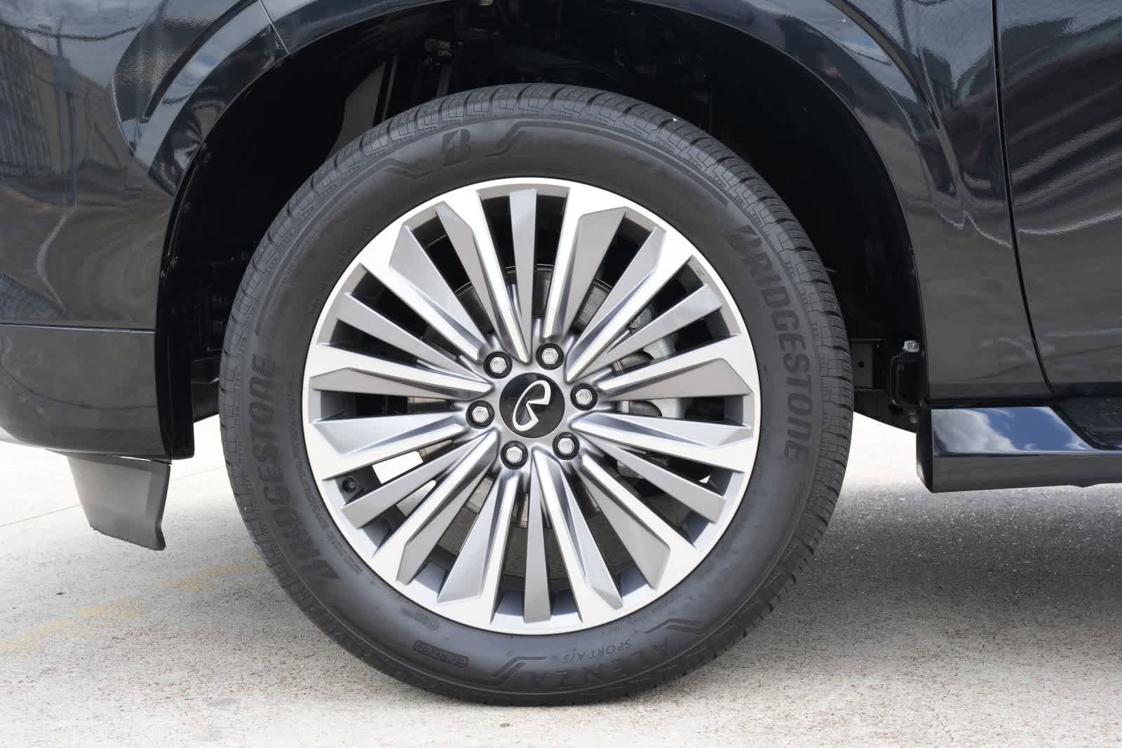 Certified 2025 INFINITI QX80 Sensory AWD/4WD image 20