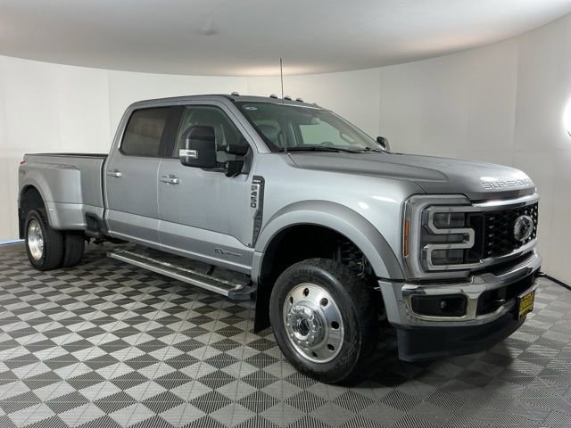 Certified 2024 Ford F450 Lariat w/ Camper Package image 3