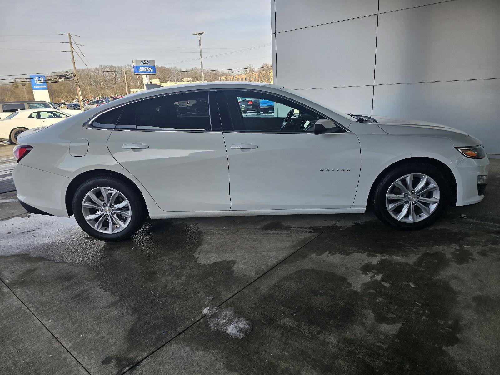 Used 2022 Chevrolet Malibu LT image 6
