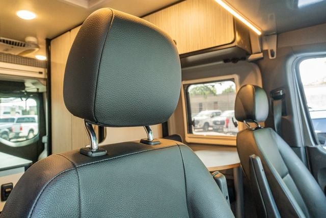 Used 2021 Mercedes-Benz Sprinter 2500 image 40
