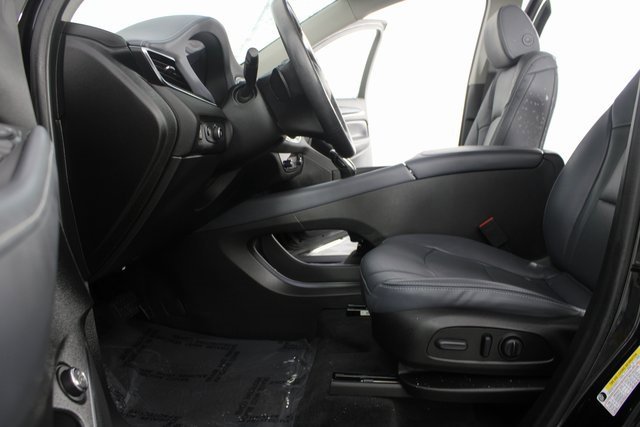 Used 2021 Buick Enclave Essence w/ LPO, Luxury Package image 15