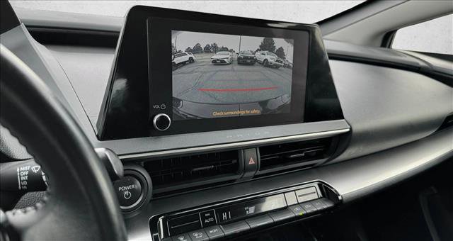 Used 2024 Toyota Prius LE image 14