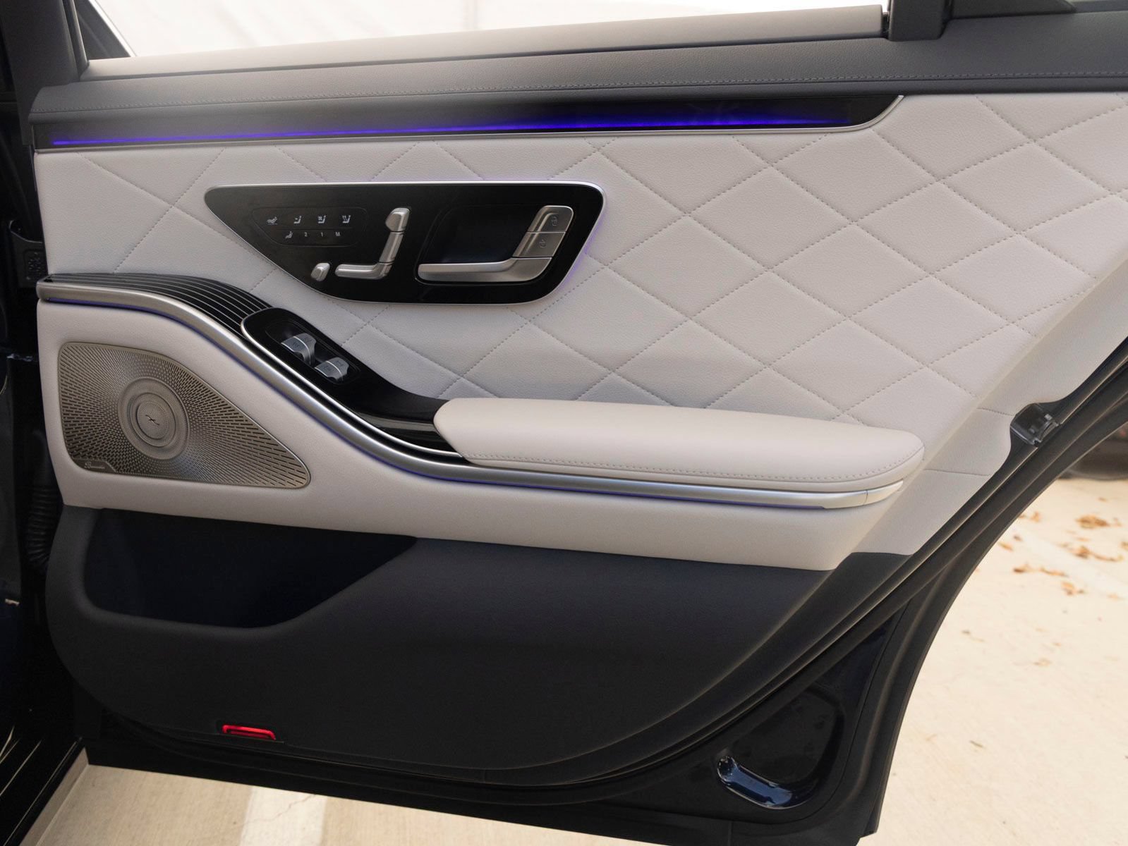 New 2026 Mercedes-Benz S 580 4MATIC Sedan image 22