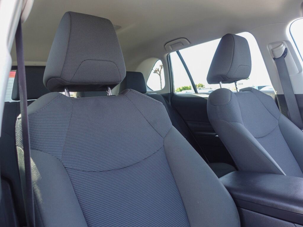 Certified 2025 Toyota RAV4 LE image 15