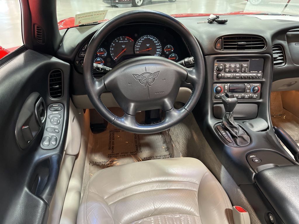 Used 1999 Chevrolet Corvette Convertible w/ Performance Handling Pkg image 18