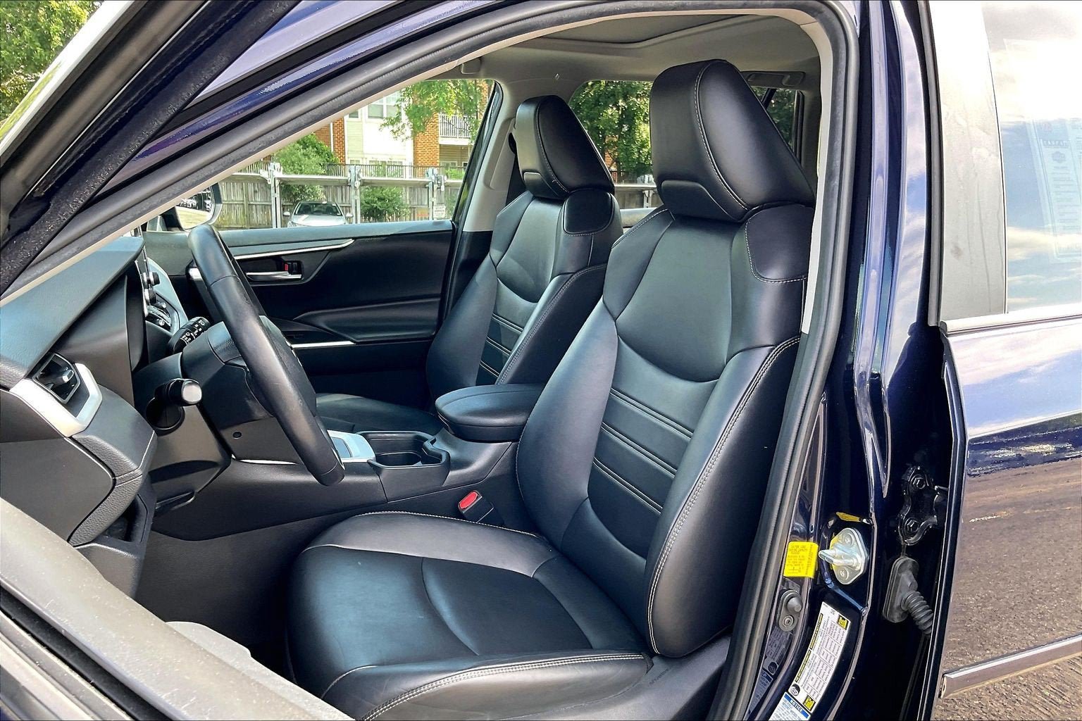 Used 2020 Toyota RAV4 XLE Premium AWD/4WD image 24