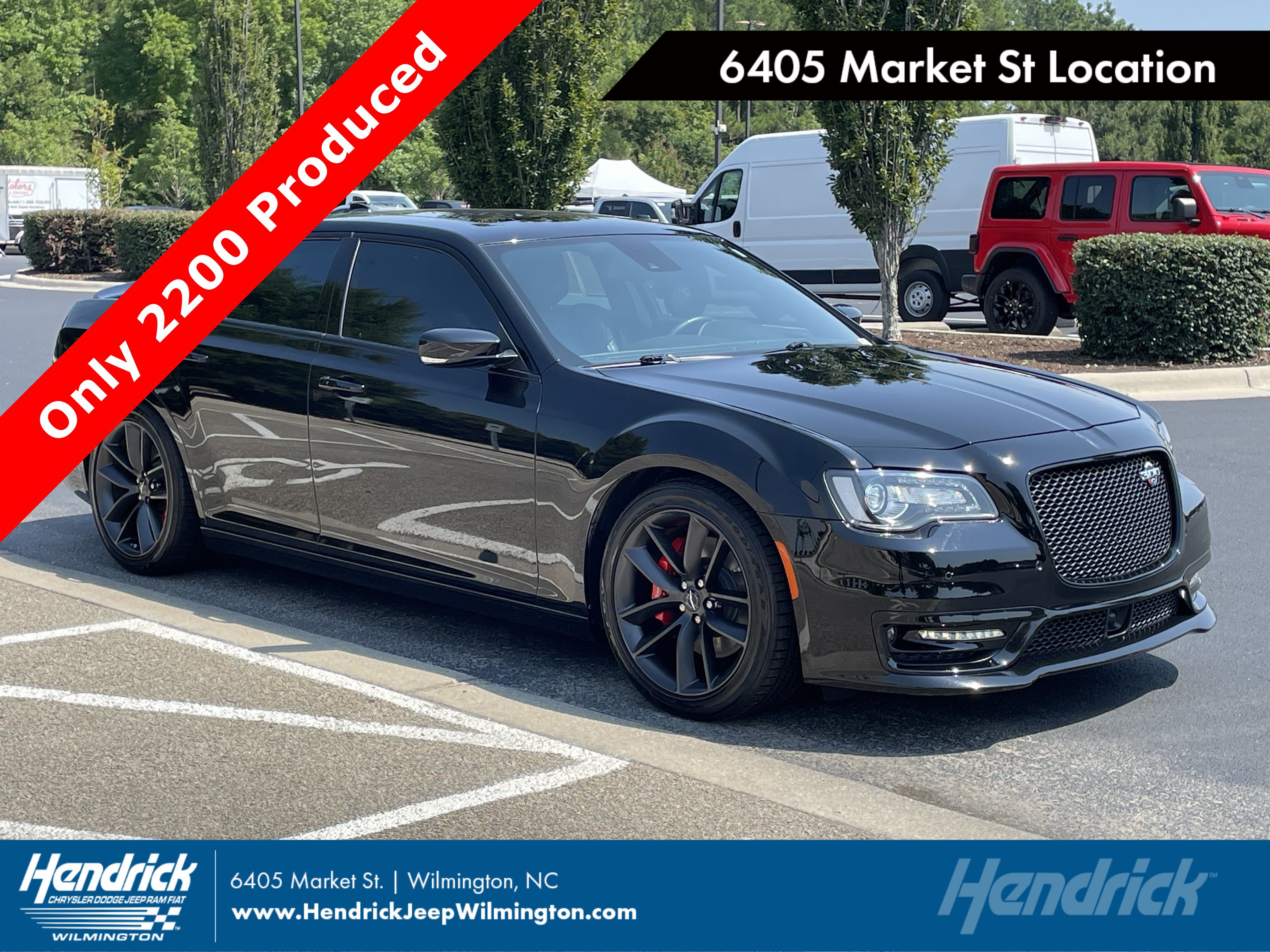 Used 2023 Chrysler 300 C