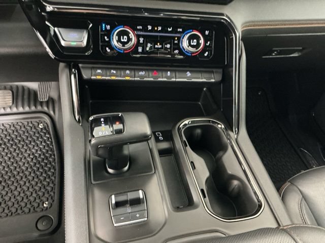 Used 2023 GMC Sierra 1500 AT4 w/ AT4 Premium Package AWD/4WD image 21