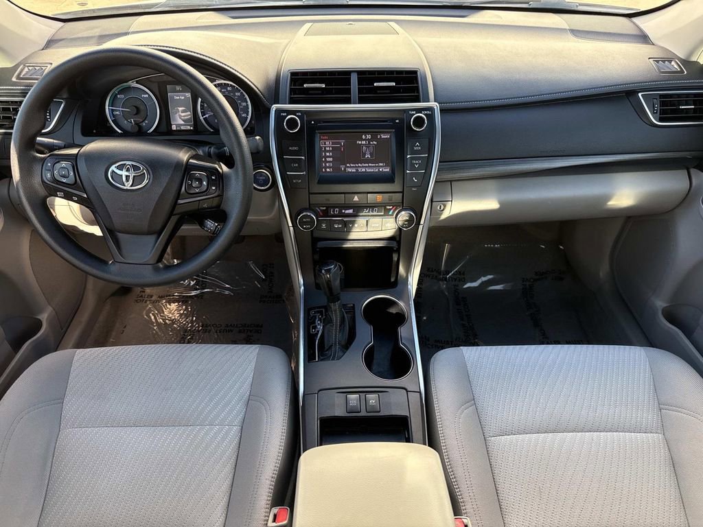 Used 2016 Toyota Camry LE FWD image 21