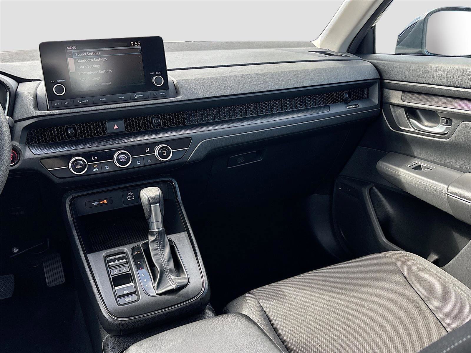 Used 2023 Honda CR-V LX image 26