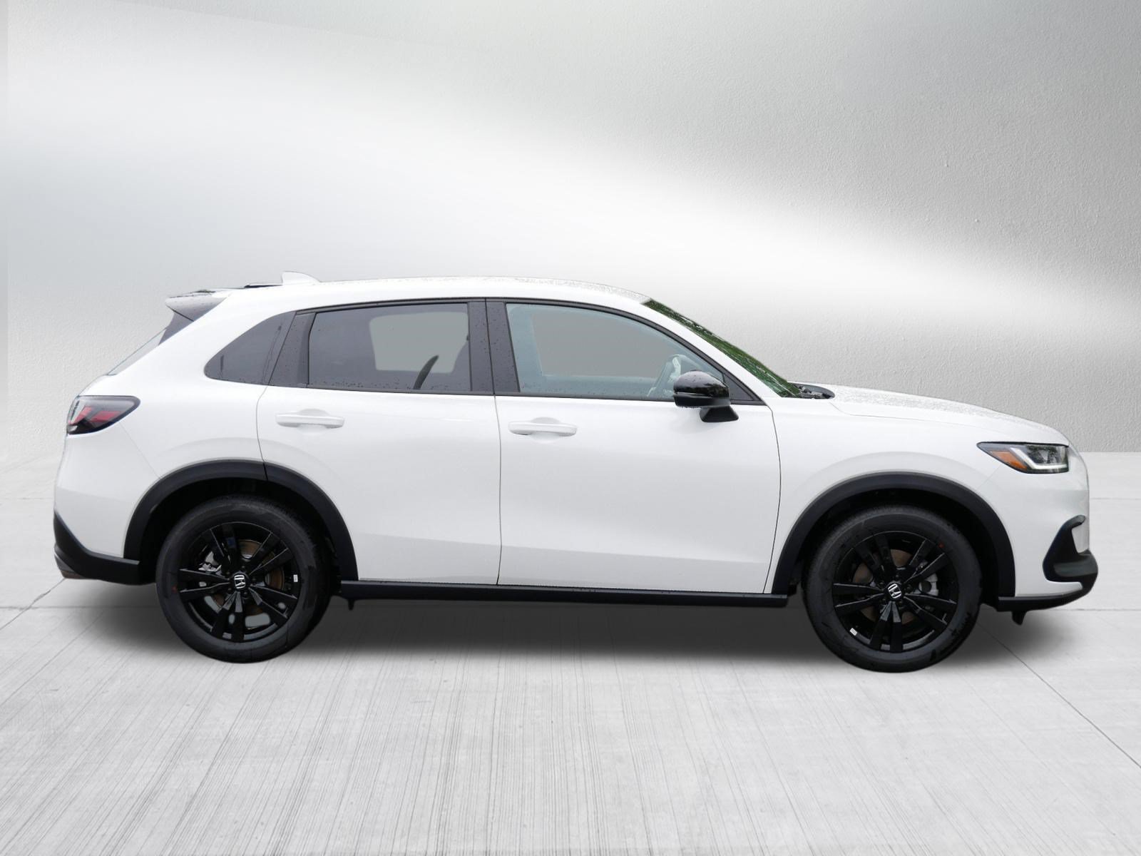Certified 2027 Honda HR-V Sport image 8