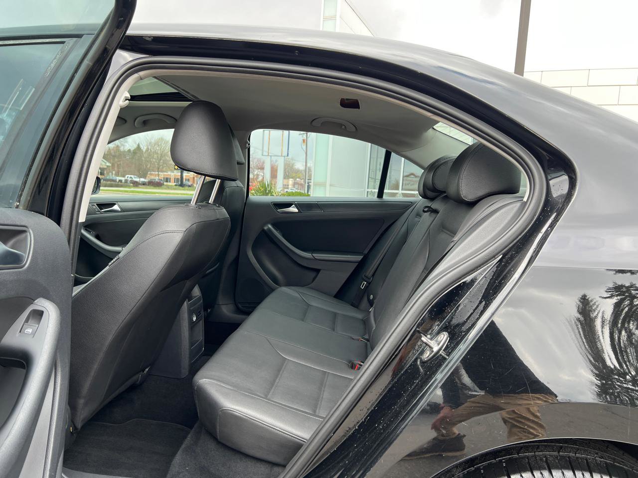 Used 2012 Volkswagen Jetta SE image 27